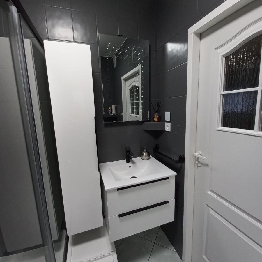 Apartament Plater Lägenhet Pruszcz Gdański Exteriör bild
